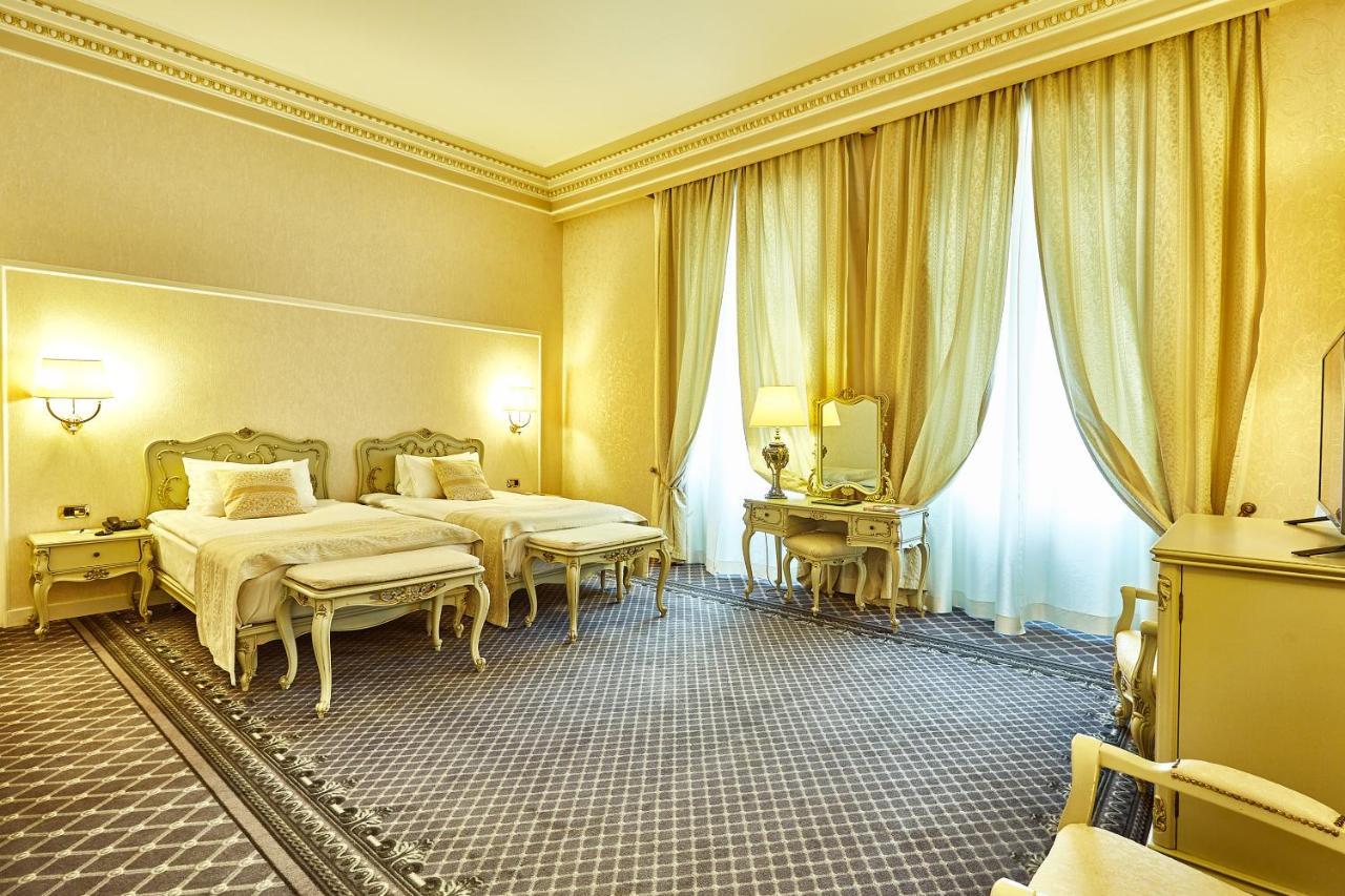 Grand Continental Hotel