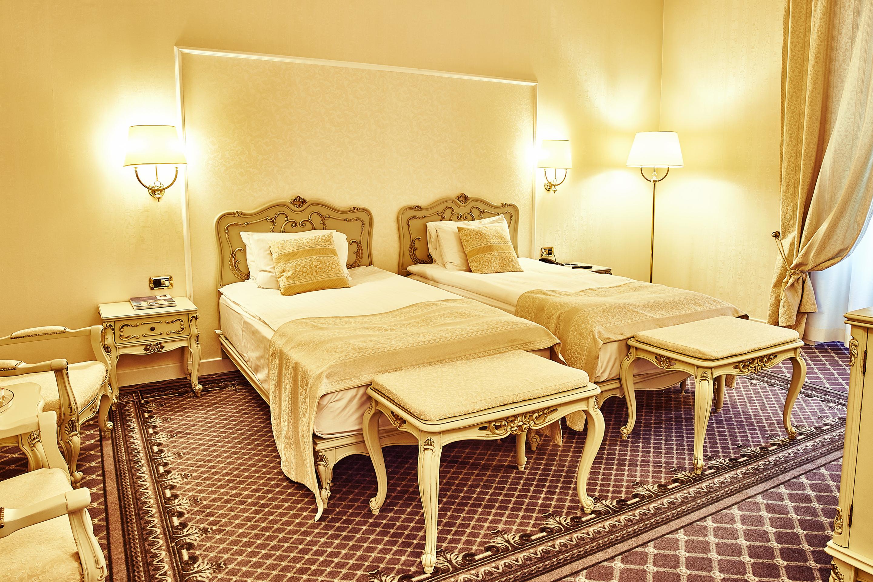 Hotel Grand Continental 5*