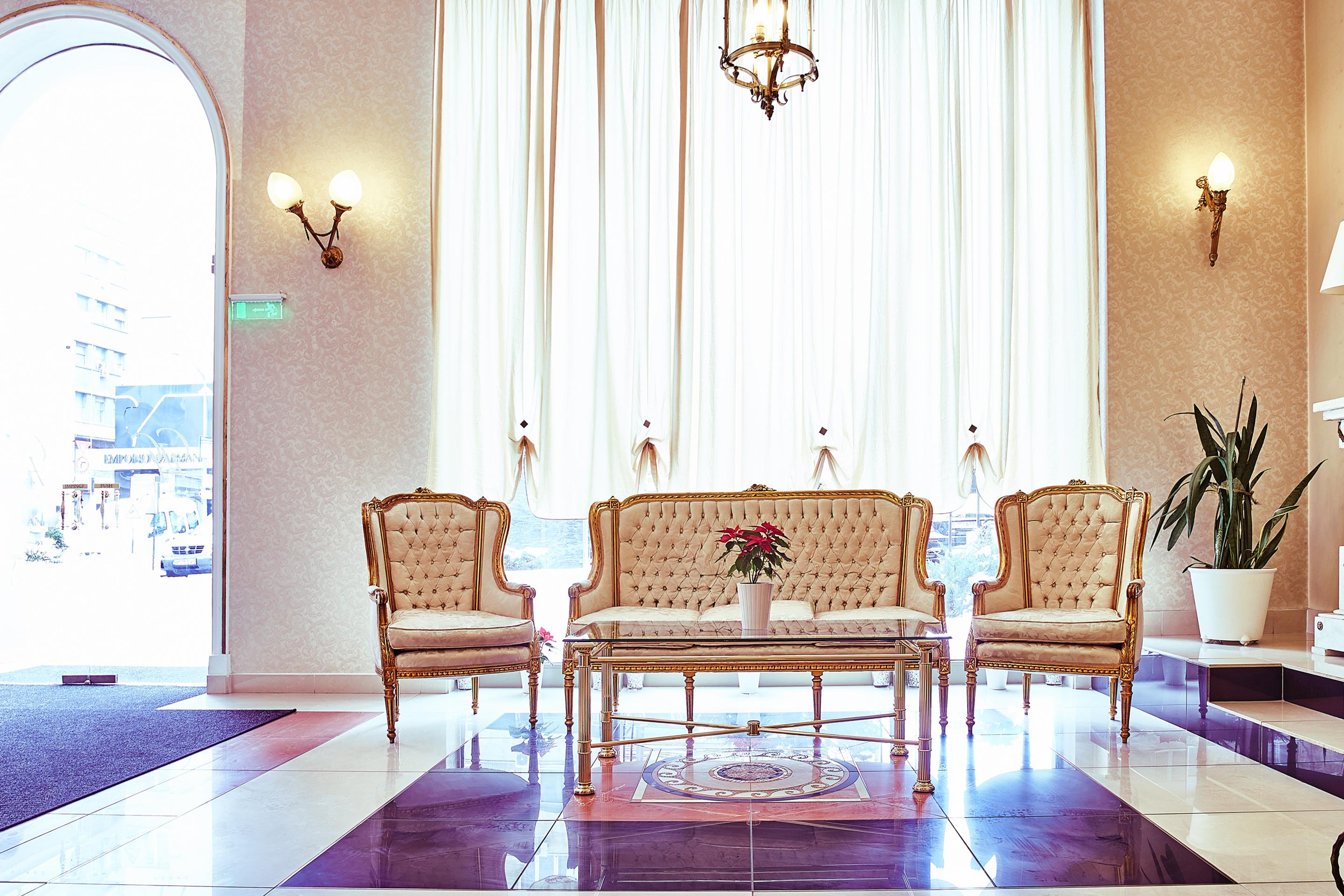 Hotel Grand Continental