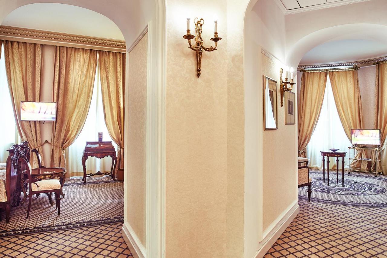 Grand Continental Hotel